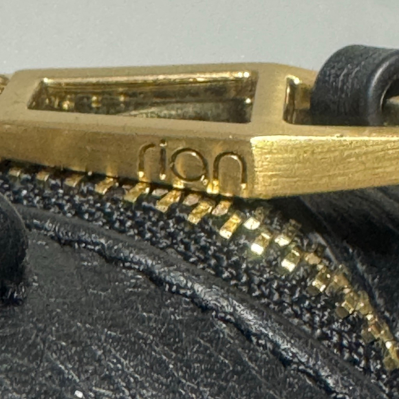 Rion Black Leather Crossbody Bag Gold Hardware Textured Front Zip Shoulder Purse - Picture 7 of 11